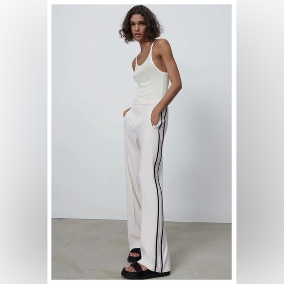 Zara Pants - Zara Ecru Flowy High-waisted Trousers Size Small